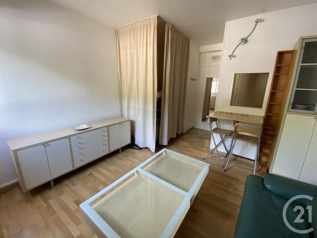 Studio à louer BOURG LA REINE