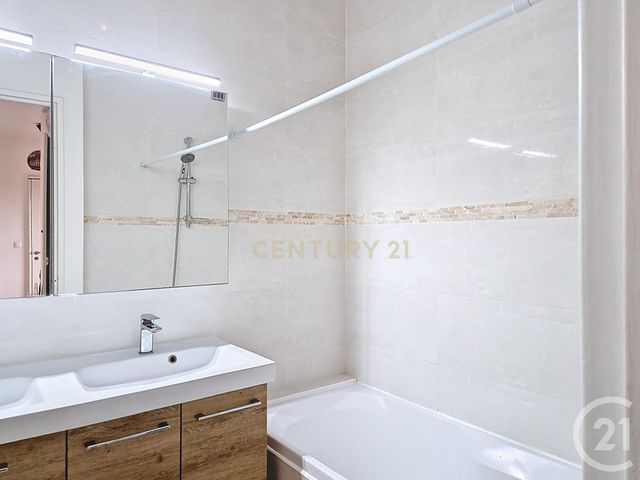 Appartement F4 à vendre - 4 pièces - 75.73 m2 - SCEAUX - 92 - ILE-DE-FRANCE - Century 21 In Situ Immobilier