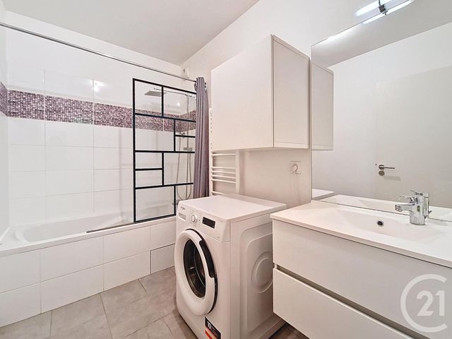 Appartement F3 à louer - 3 pièces - 73.08 m2 - IVRY SUR SEINE - 94 - ILE-DE-FRANCE - Century 21 In Situ Immobilier