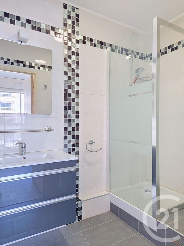 Appartement F2 à vendre - 2 pièces - 49.4 m2 - SCEAUX - 92 - ILE-DE-FRANCE - Century 21 In Situ Immobilier