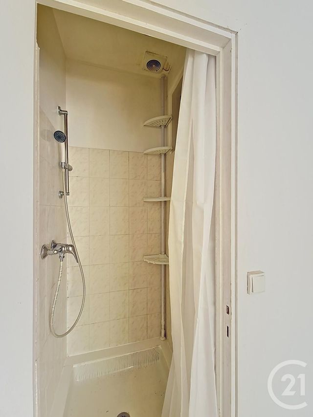 Appartement F1 à louer - 1 pièce - 23.33 m2 - SCEAUX - 92 - ILE-DE-FRANCE - Century 21 In Situ Immobilier