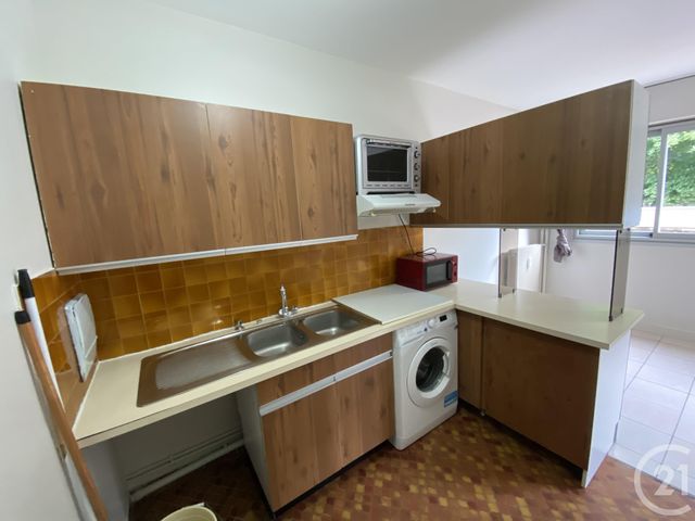 Appartement F2 à louer - 2 pièces - 47.54 m2 - SCEAUX - 92 - ILE-DE-FRANCE - Century 21 In Situ Immobilier