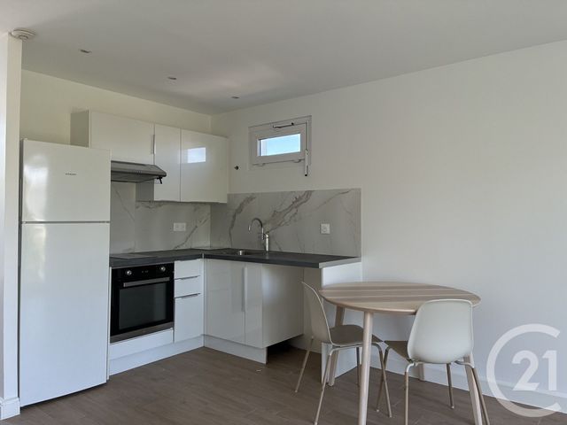 Appartement T1 à louer - 1 pièce - 26.8 m2 - SCEAUX - 92 - ILE-DE-FRANCE - Century 21 In Situ Immobilier