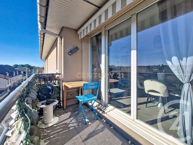 Appartement T4 à louer - 4 pièces - 72.53 m2 - VILLENEUVE LE ROI - 94 - ILE-DE-FRANCE - Century 21 In Situ Immobilier