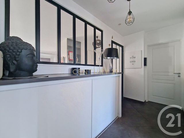 Appartement T4 à louer - 4 pièces - 72.53 m2 - VILLENEUVE LE ROI - 94 - ILE-DE-FRANCE - Century 21 In Situ Immobilier