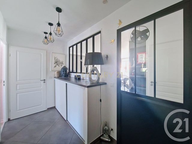 Appartement T4 à louer - 4 pièces - 72.53 m2 - VILLENEUVE LE ROI - 94 - ILE-DE-FRANCE - Century 21 In Situ Immobilier