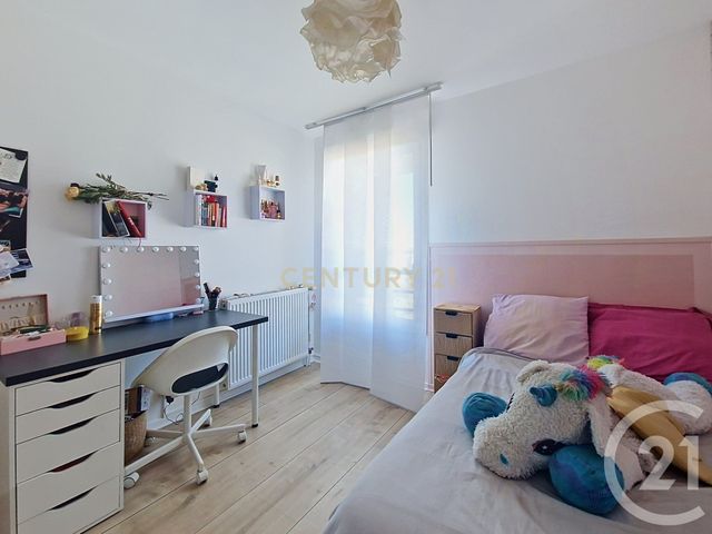 Appartement T4 à louer - 4 pièces - 72.53 m2 - VILLENEUVE LE ROI - 94 - ILE-DE-FRANCE - Century 21 In Situ Immobilier