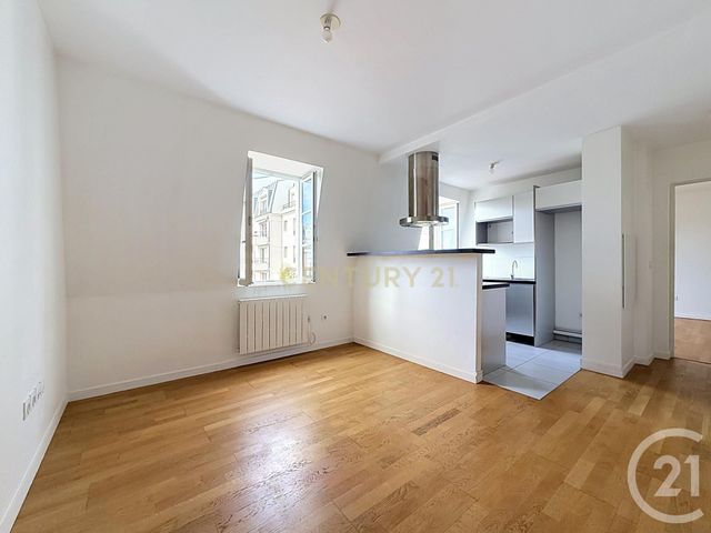 Appartement F2 à vendre BOURG LA REINE